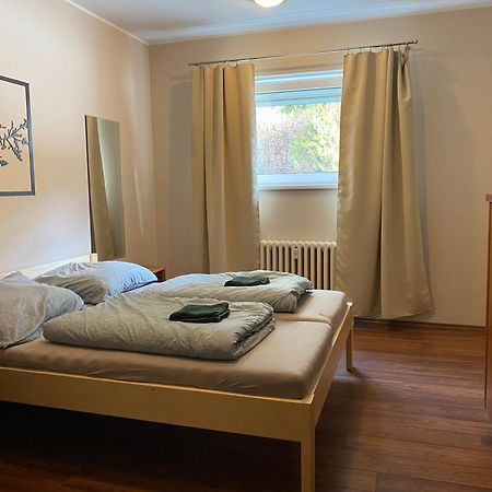 Zen Zone Hostel Братислава Екстериор снимка